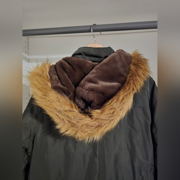 Universal Thread Parka - Picture 6 of 7